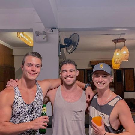 Revolution Hostel Chiang Mai Eksteriør billede
