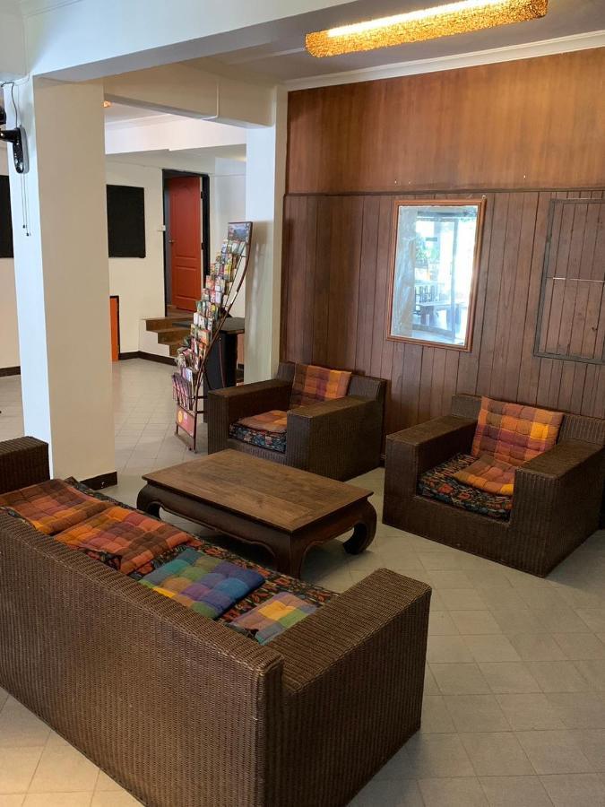Revolution Hostel Chiang Mai Eksteriør billede