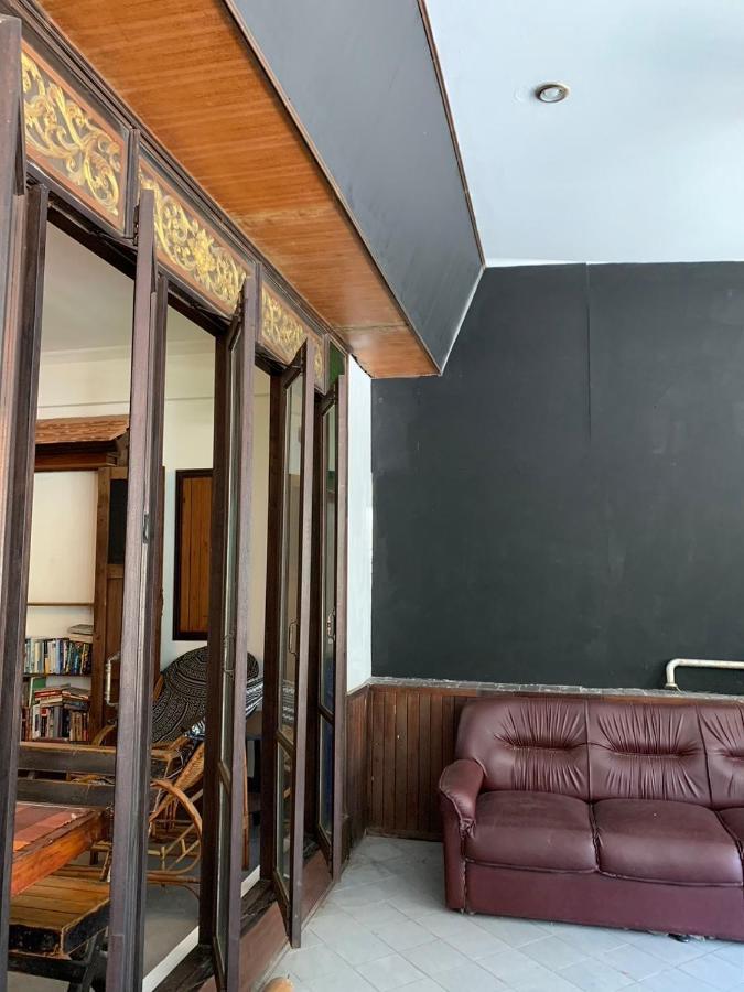 Revolution Hostel Chiang Mai Eksteriør billede