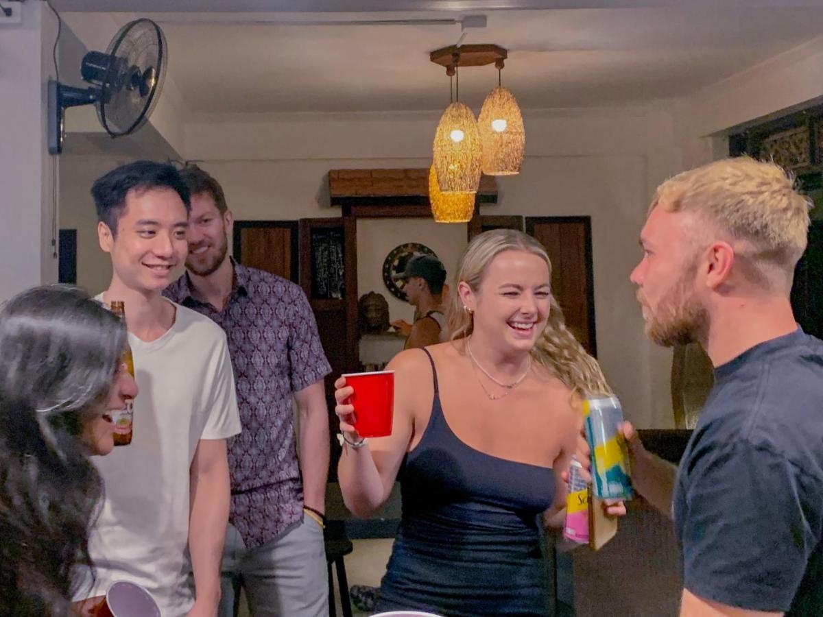 Revolution Hostel Chiang Mai Eksteriør billede